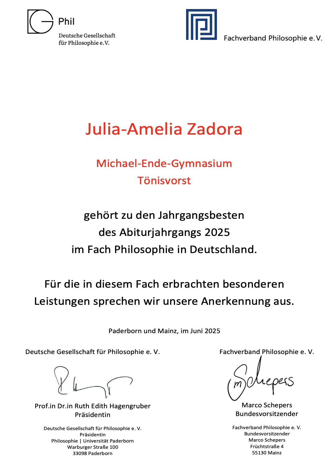 Read more about the article Große Ehre für Julia