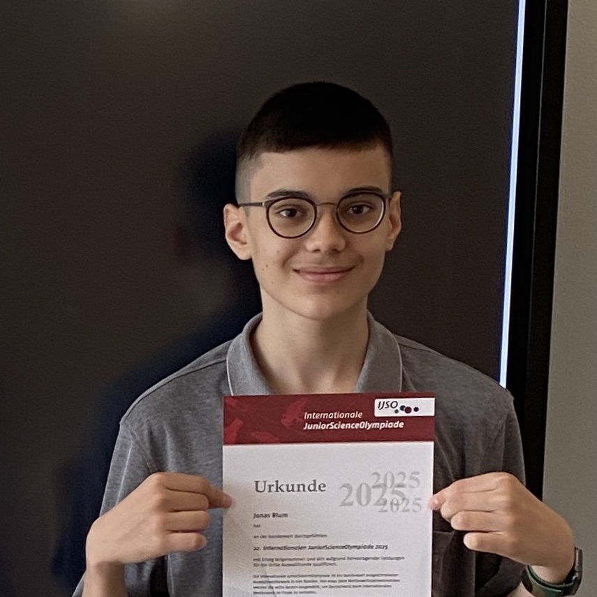 Mehr über den Artikel erfahren Erfolg beim IJSO für Jonas Blum