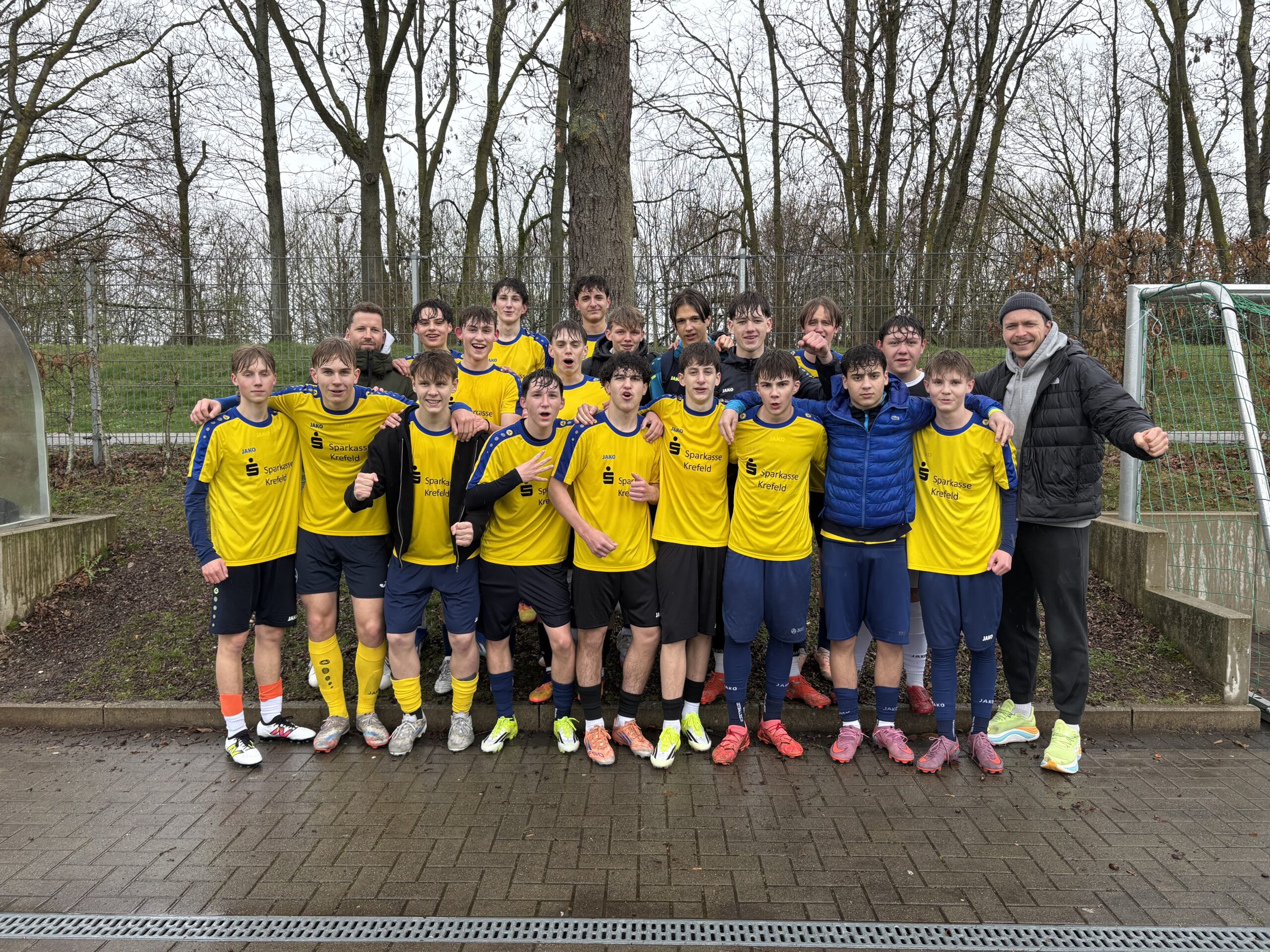 Mehr über den Artikel erfahren WP2-Fußballmannschaft gewinnt in Willich