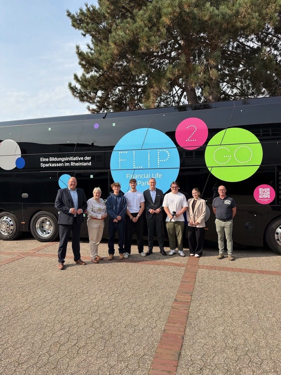 Mehr über den Artikel erfahren Flip-Bus am MEG